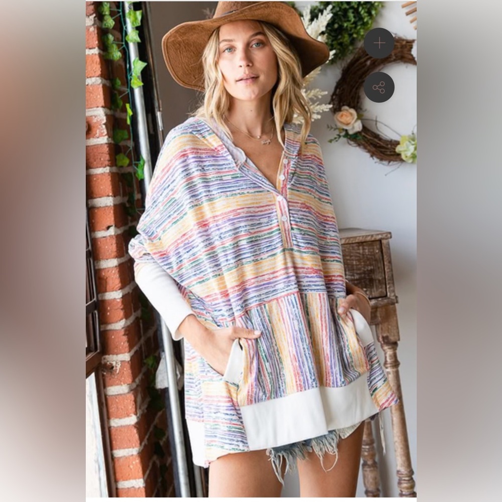 BUCKETLIST Women’s Oversized Multi Color Striped Hoodie Size Medium